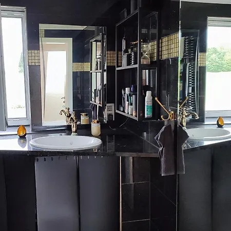 Homeoffice Kueche Wlan Tv Mit Terrasse Grill