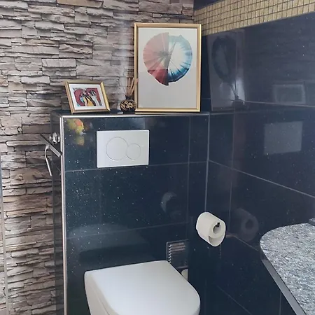 Проживание в семье Homeoffice Kueche Wlan Tv Mit Terrasse Grill *