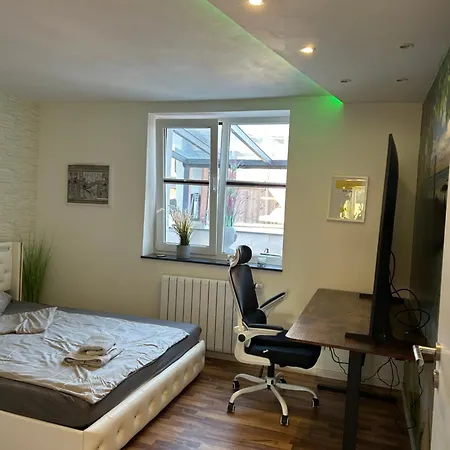 Homeoffice Kueche Wlan Tv Mit Terrasse Grill Проживание в семье Hove (Rhein-Sieg)