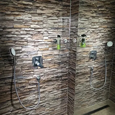 Homeoffice Kueche Wlan Tv Mit Terrasse Grill Проживание в семье Hove (Rhein-Sieg)