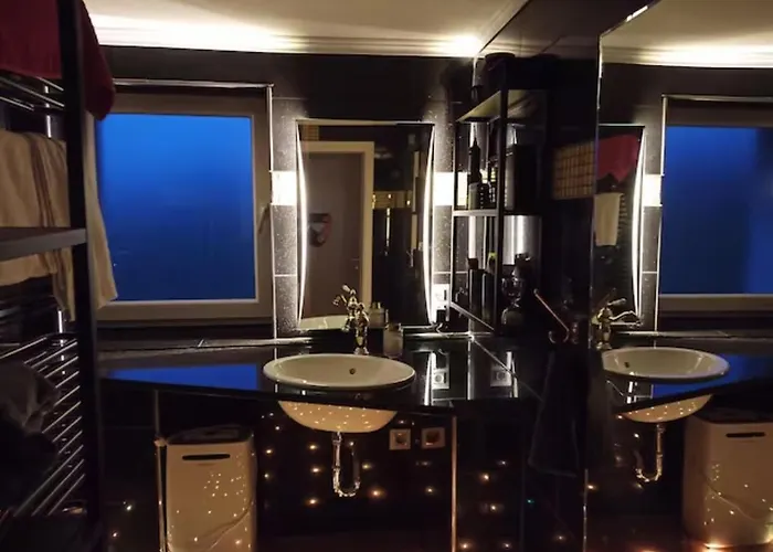 Ubytování v soukromí Homeoffice Kueche Wlan Tv Mit Terrasse Grill Hove (Rhein-Sieg)