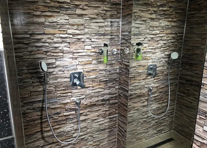 Homeoffice Kueche Wlan Tv Mit Terrasse Grill Ubytování v soukromí Hove (Rhein-Sieg)